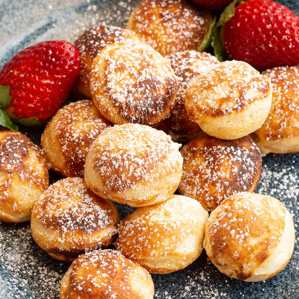 poffertjes-dutch-mini-pancakes-ft-1.webp