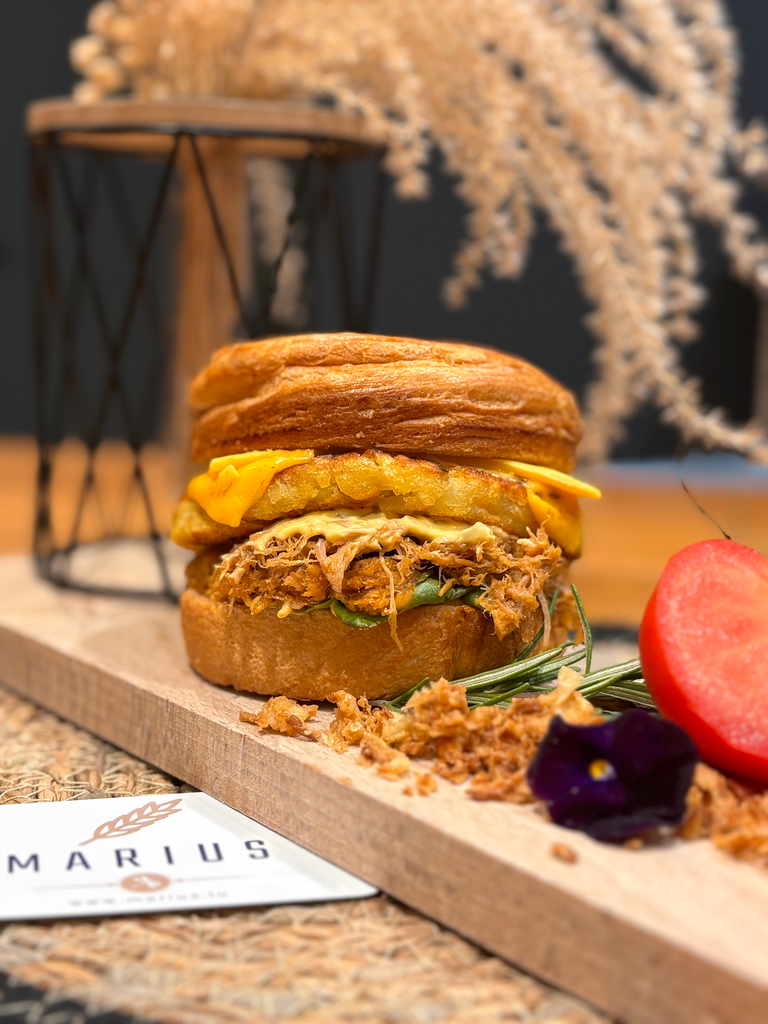 Pulled Pork Burger Marius + Salade