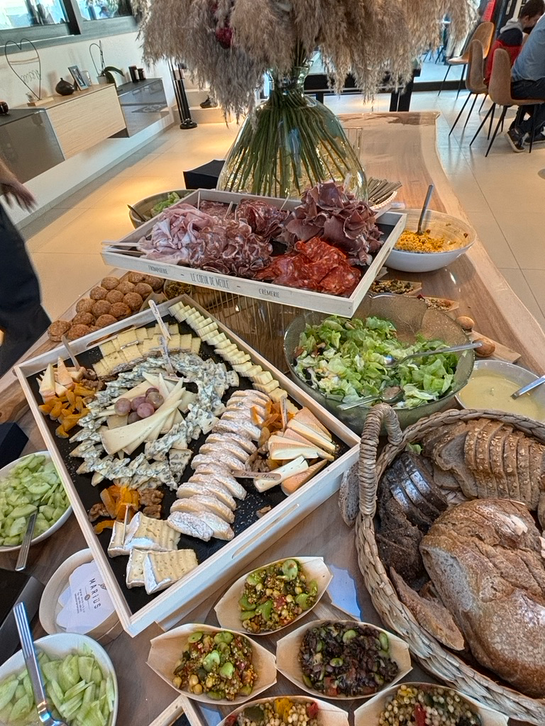 Walking Dinner - Le Grand Buffet Marius (Prix par personne)